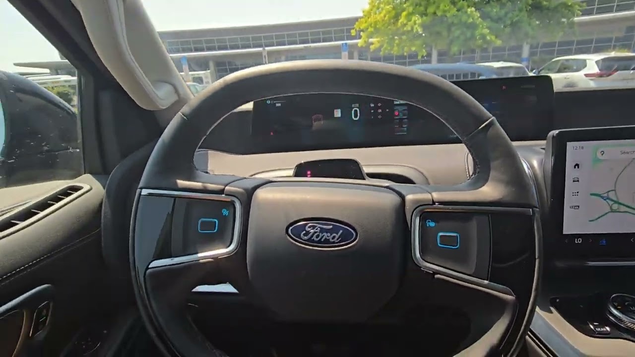 2025 Ford Expedition How to tilt the steering wheel