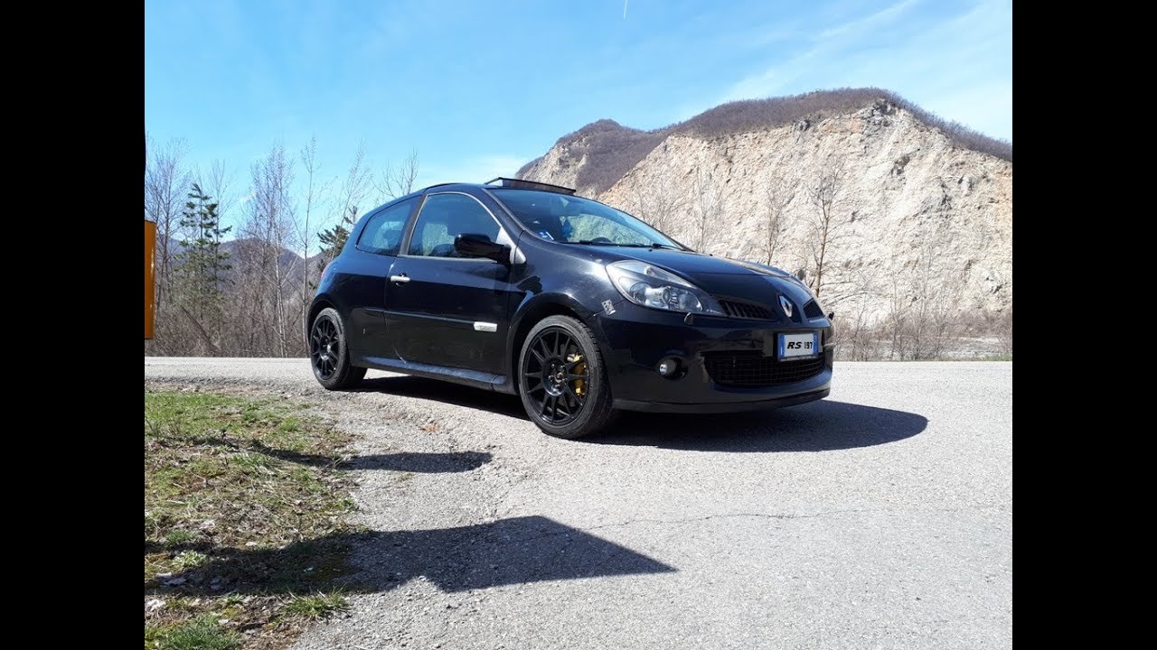 RENAULT CLIO RS  Amazing Sound, Acceleration 0-160 & Details  HD