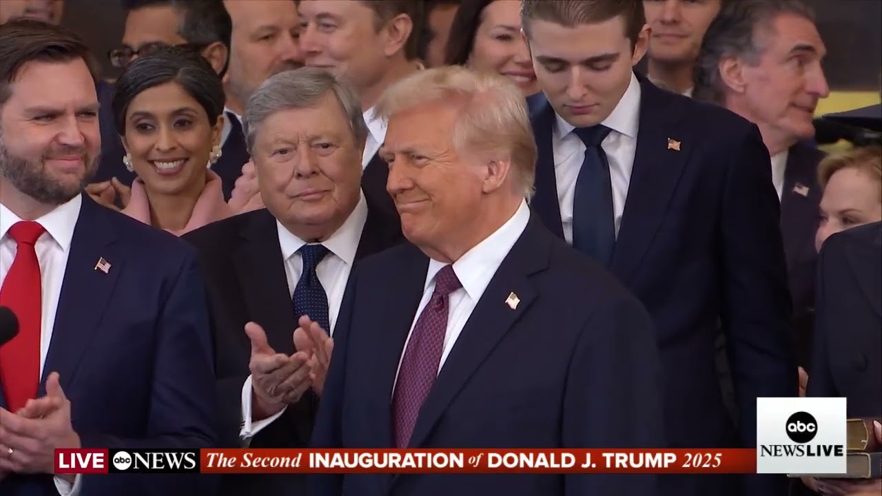 Trump enters Capitol Rotunda for transfer of power