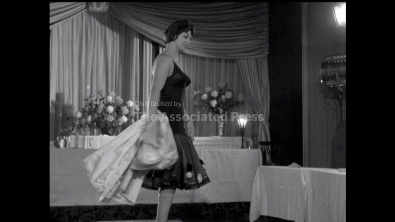 CORSET FASHIONS - NO SOUND