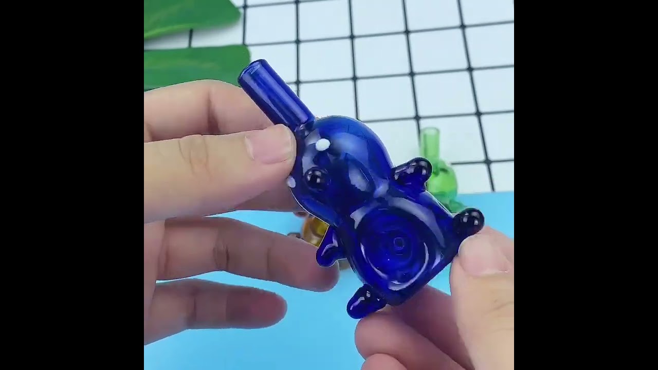 Bear glass hand pipe