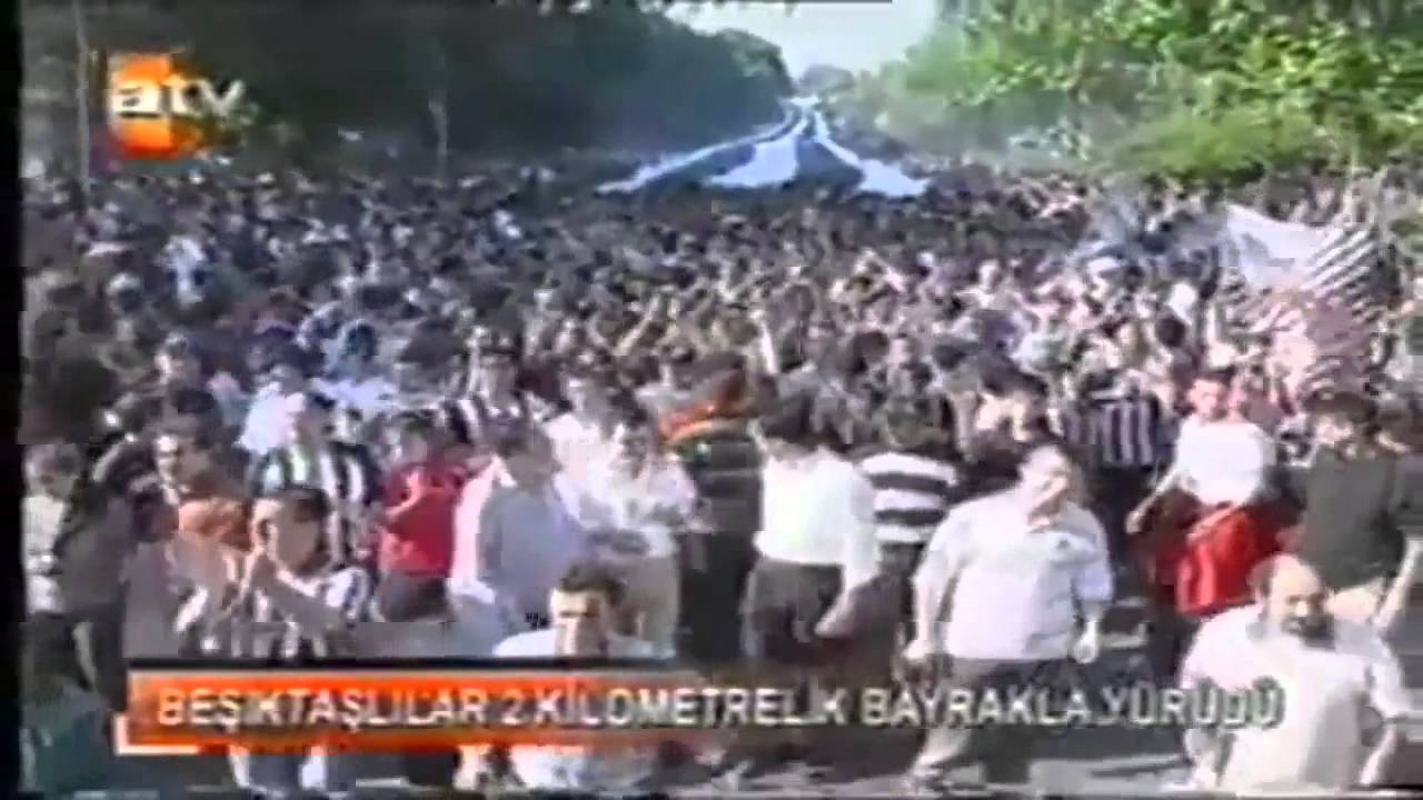 Dünyanın En Uzun Bayrağı 100 Yılında Şampiyon Beşiktaş 2 km Dev Beşiktaş Bayrağı   BESIKTAS FANS