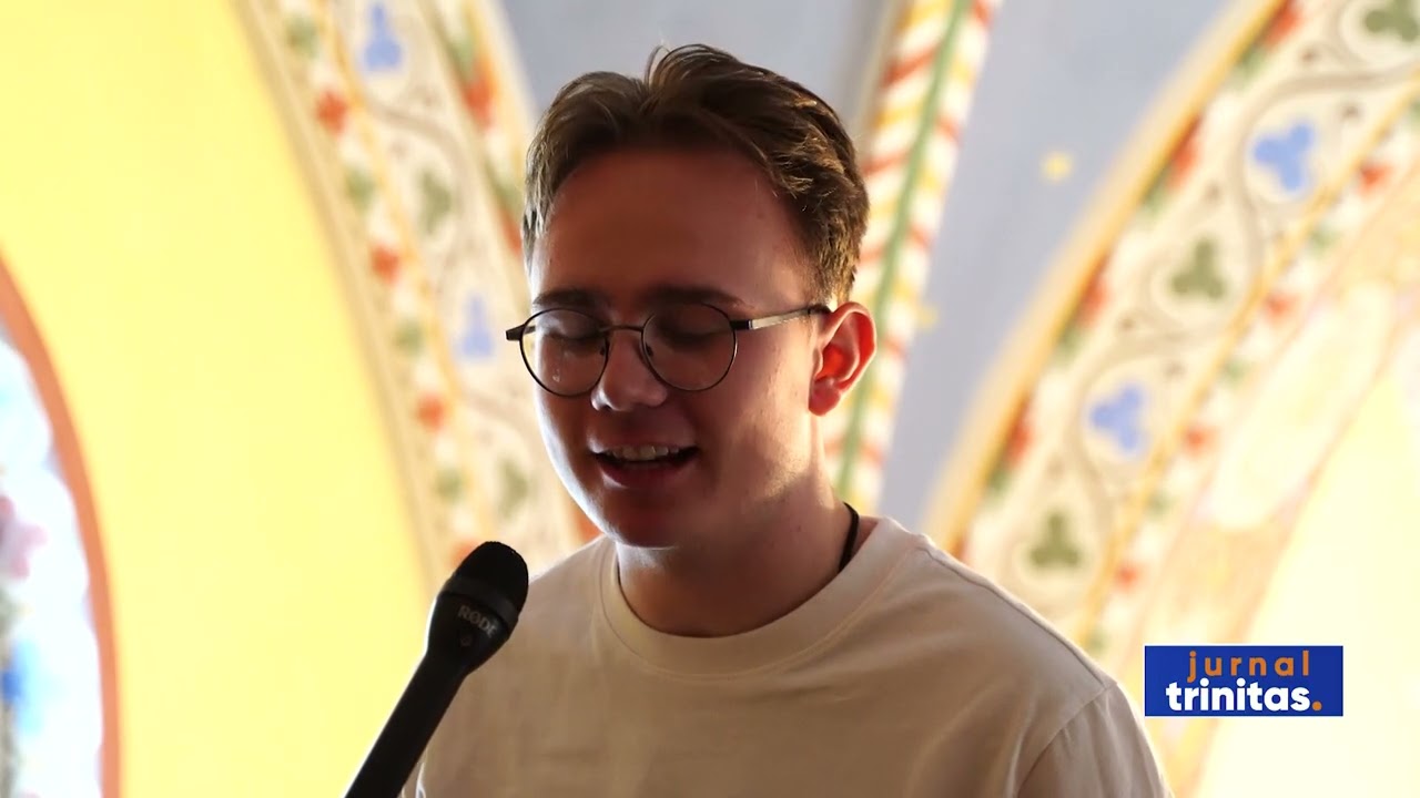 EPISCOPUL MACARIE A LITURGHISIT LA COPENHAGA ȘI A BOTEZAT CINCI TINERI: