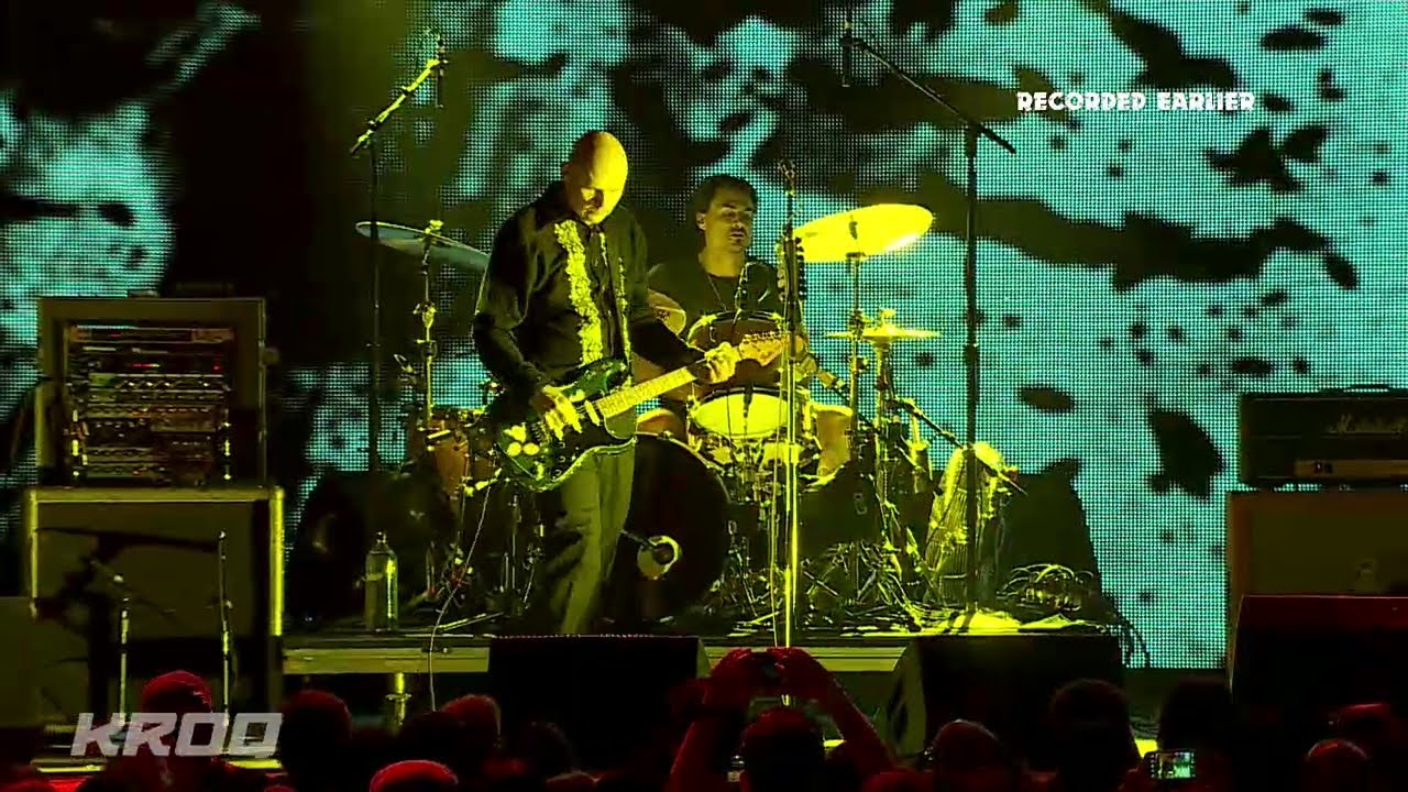 Smashing Pumpkins 2014-12-14 KROQ Almost Acoustic Christmas @ The Forum; Inglewood, CA, US (HD Pro)