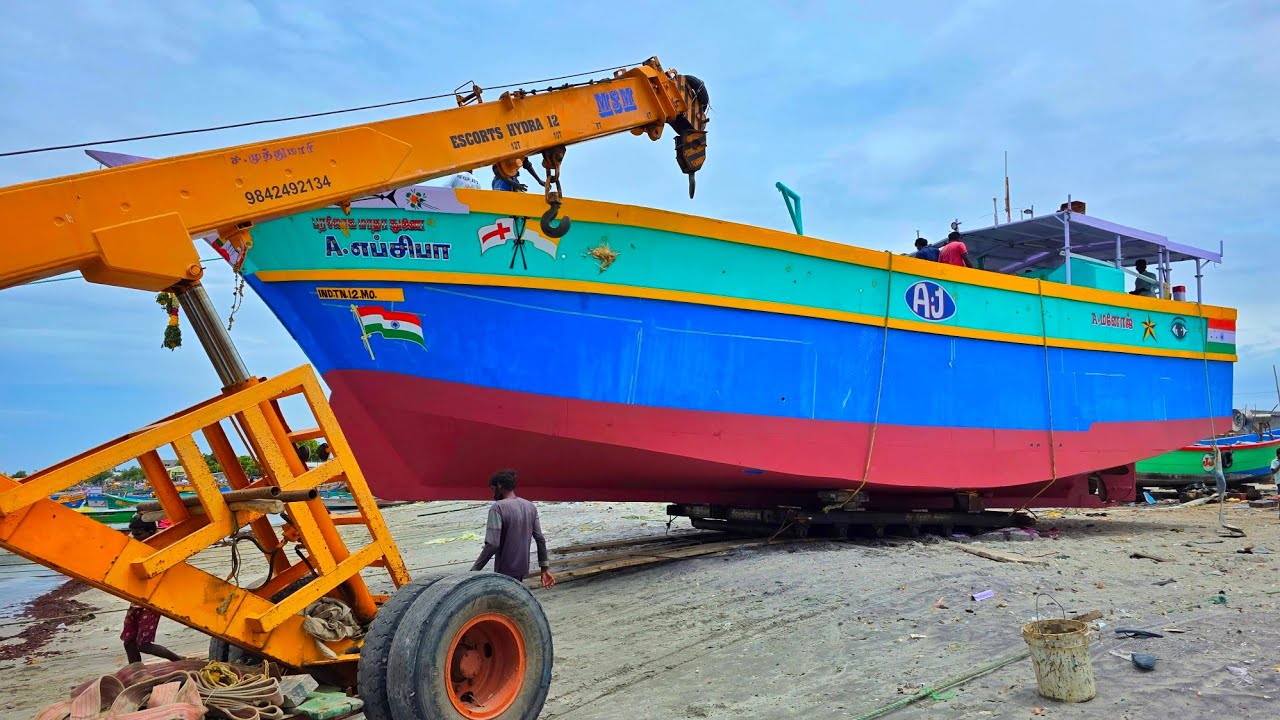 First journey 💢❗New Boat Launch in to the Sea