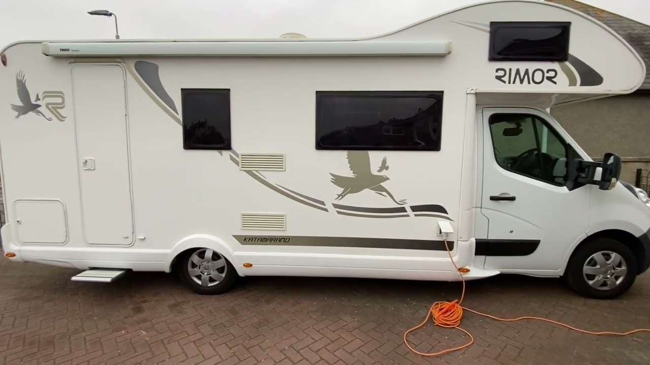 Rimor Katamarano 9, 7 berth, 7 Travel seats 2015