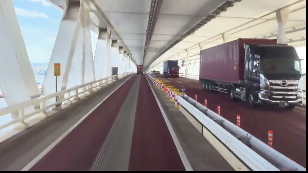 Drive Under Yokohama Bay Bridge🇯🇵#Japan #Yokohama #YokohamaBayBridge #TruckDriverPOV #DrivingInJapan