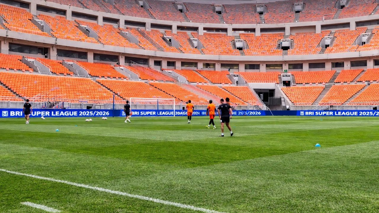 RUMPUT MEMBAIK⁉️JELANG KICK OFF PERSIJA JAKARTA VS DEWA UNITED, JAKARTA INTERNATIONAL STADIUM 