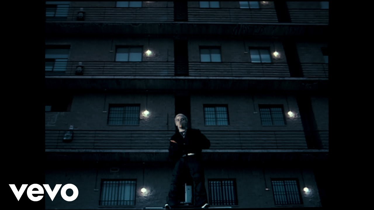 Barry B - Komantxeria (Video Oficial)