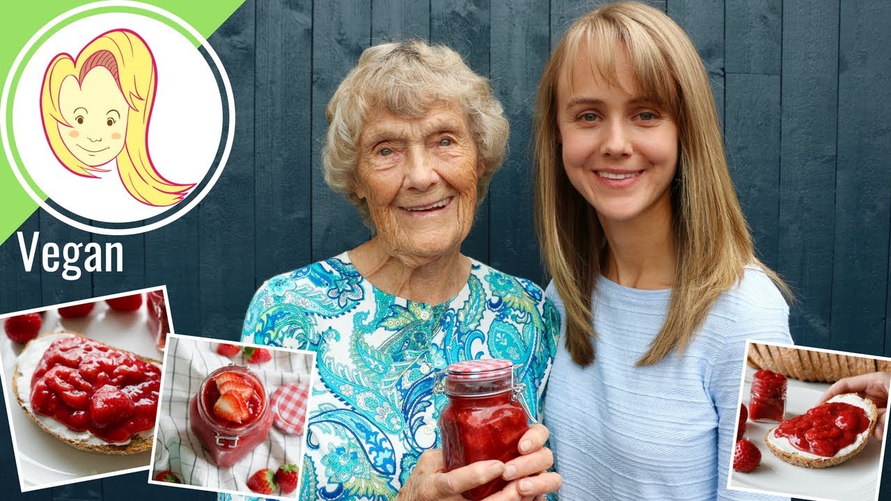 Bestemor's Amazingly Healthy Strawberry Jam (Vegan)