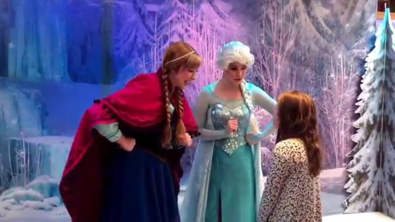 DISNEY CRUISE MEET UP WITH ANNA & ELSA