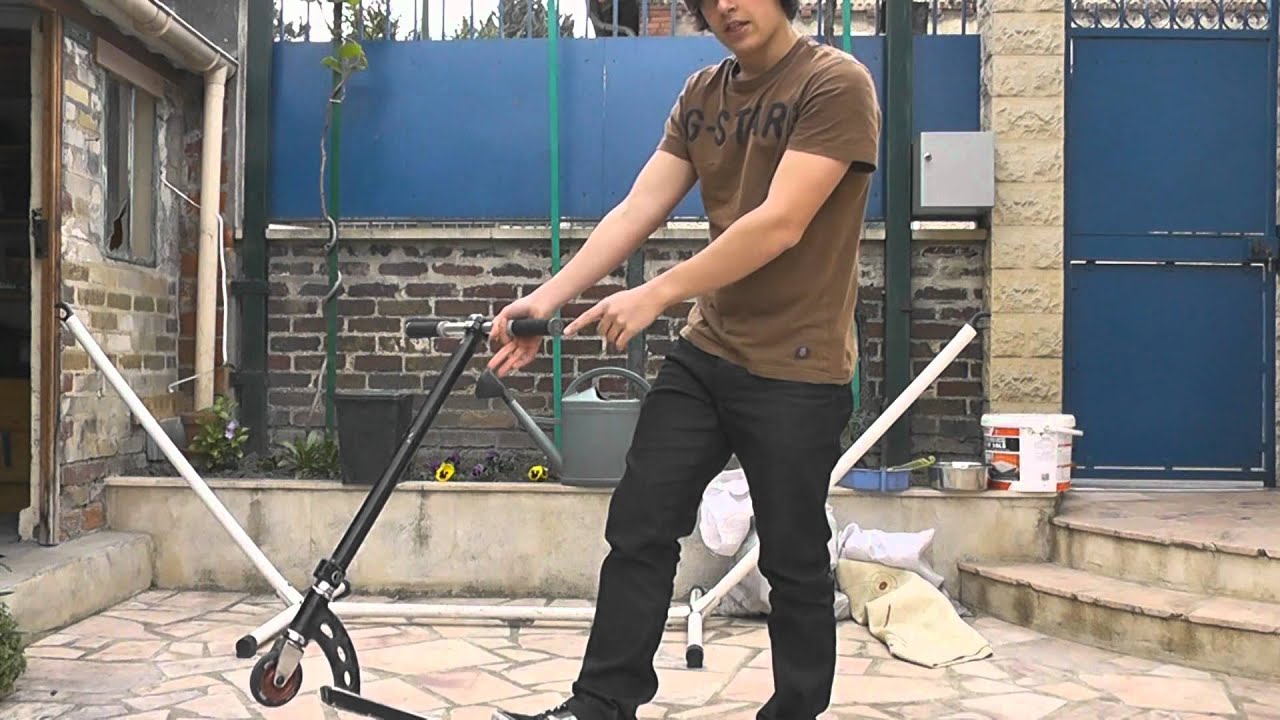 bartwist trotinette tuto