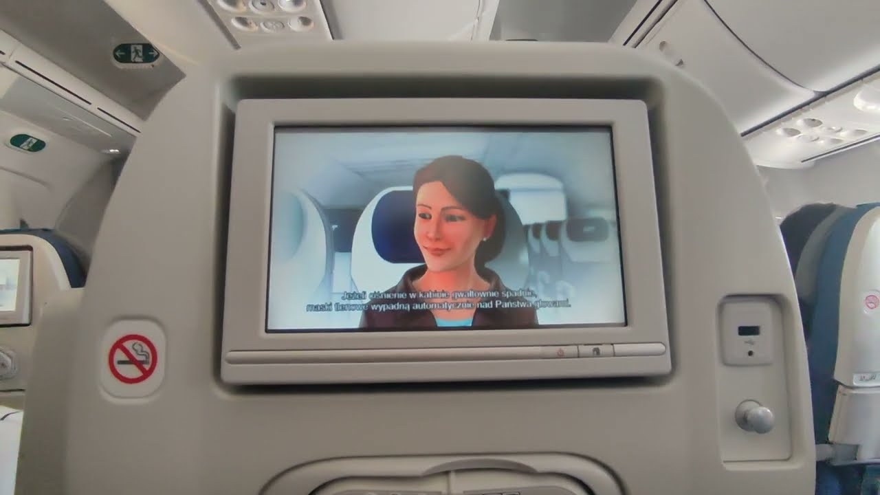 Transatlantic flight LOT airline Warsaw - Miami