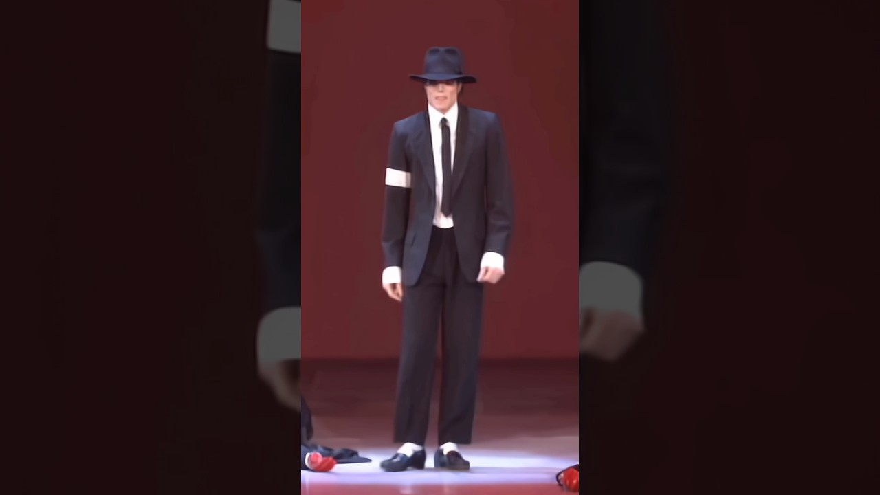 MICHAEL JACKSON DANGEROUS MTV 1995 AWARD SHOW | TRULY ONE OF HIS BEST PERFORMANCES 😯❤️