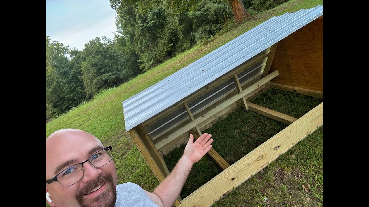THE ULTIMATE PIG FARROWING HOUSE BUILD | DIY PIG HOUSE