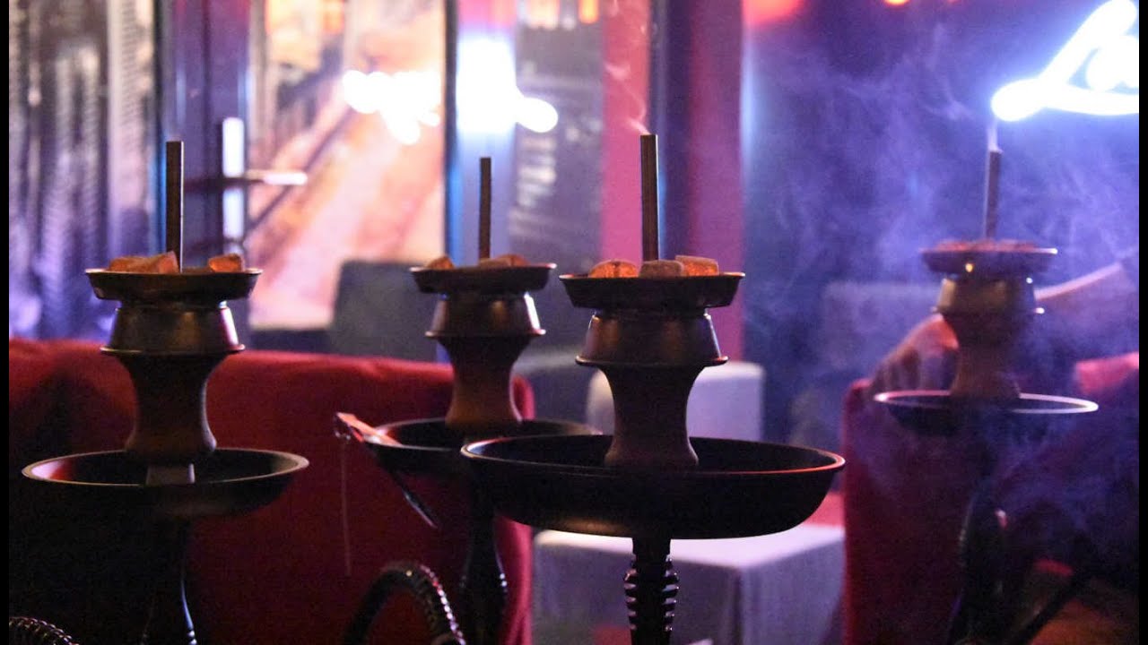 BAR CHICHA DANS UN JACUZZI AVEC UN KEBAB ? SOLUTION LOUNGE