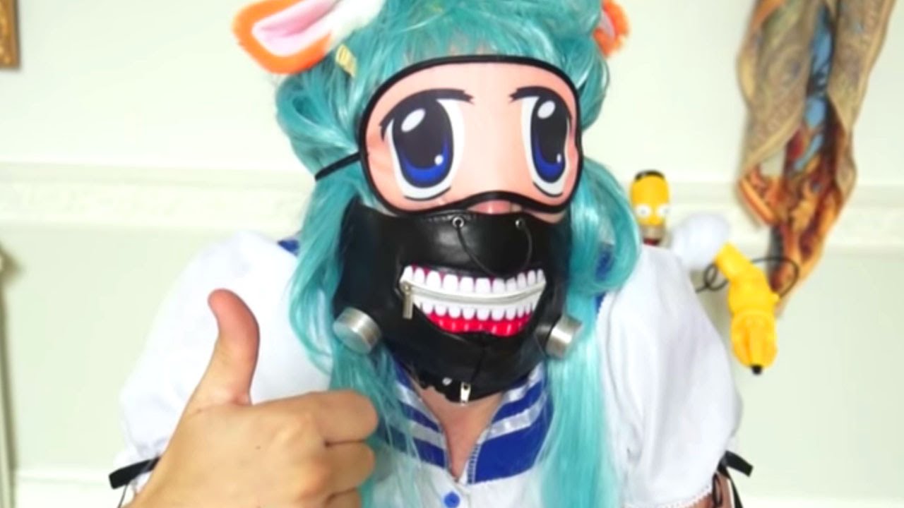 HOW TO: GET NOTICED BY SENPAI! (5 Weird Stuff Online - Part 15)