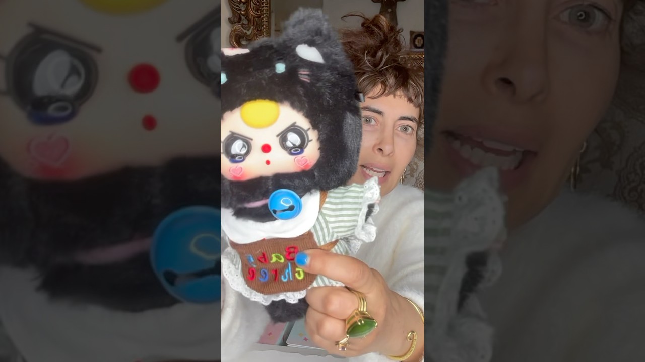 &ldquo;Secret Black Cat! Baby Three Kitten Wardrobe Blind Box | Mystery Eyes Pull&rdquo;
