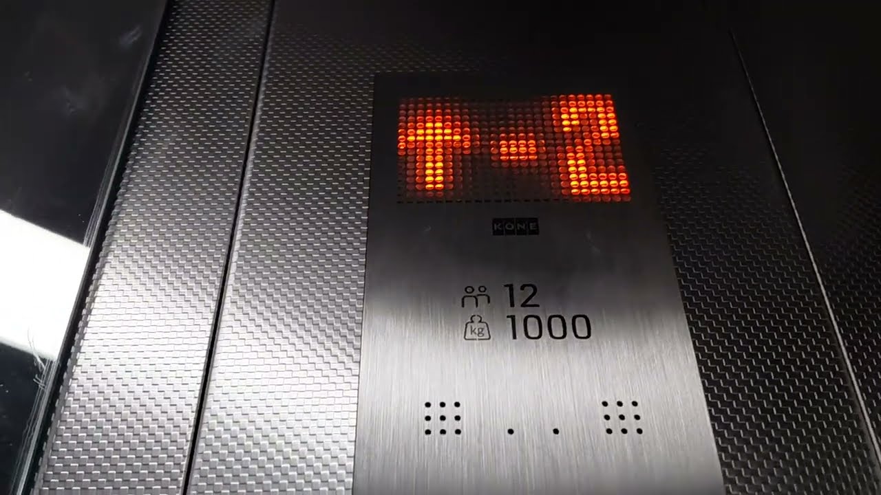 BRAND NEW! Magnifico Ascensore Kone KSS 140 Alla Stazione Di Centrale FS M2 M3