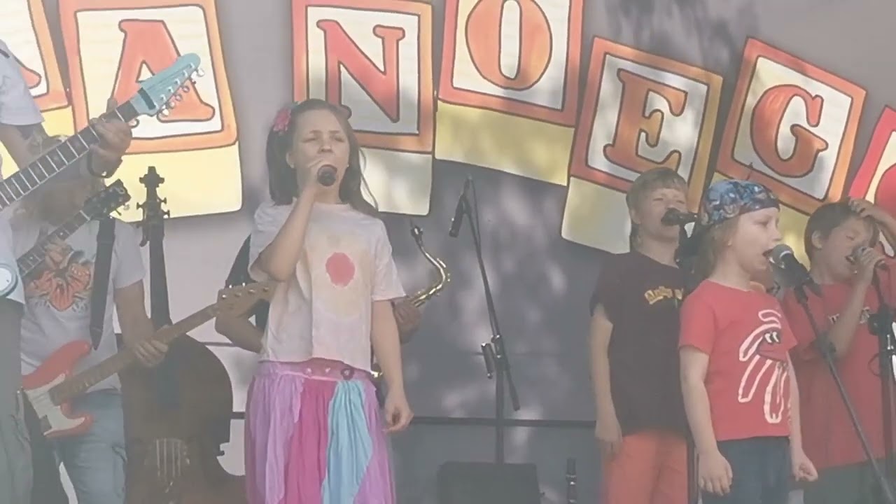 Arka Noego-Nieidealna, Leszno