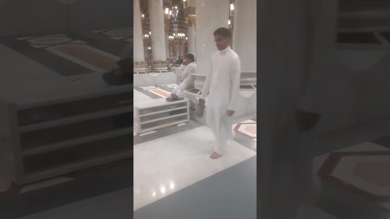 الحرم النبوي الشريف بالمدينة المنورة 