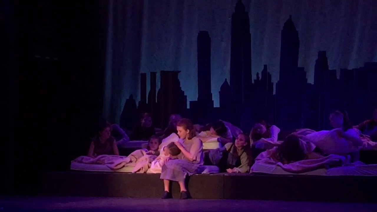 FWF 2018 S3 - Annie -“Maybe”