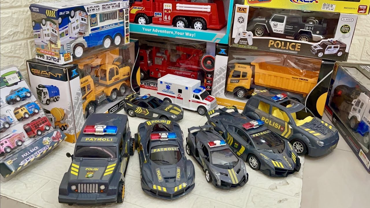 Mobil Mobilan Polisi, Police Car Toys, Kumpulan Mobil Polisi Patroli Abu-Abu