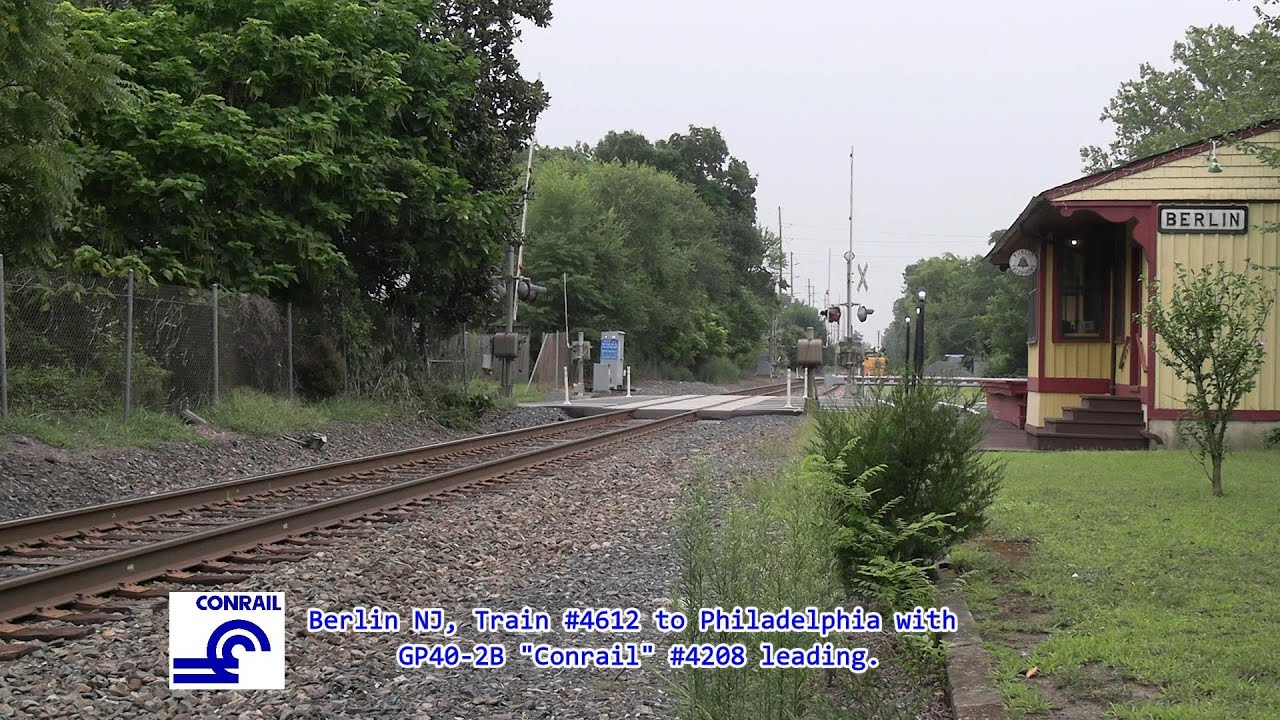 Atlantic City line Aug, 2025 featuring Conrail Heritage