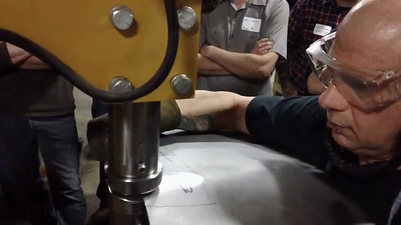Power Hammer Demo by Ferrari Expert Mark Gerisch Part II