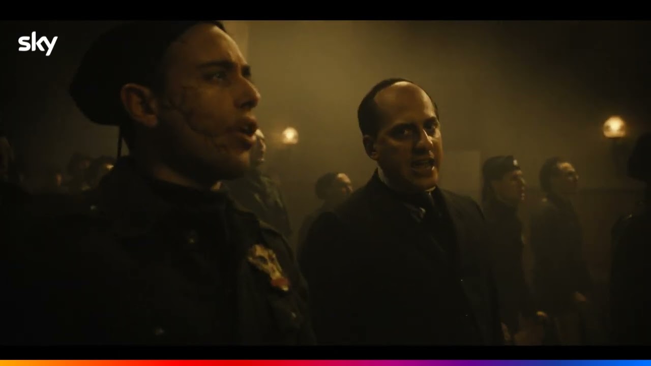 M. Il figlio del secolo, serie di Joe Wright - Clip 1, Ep. 1: Rivoluzione
