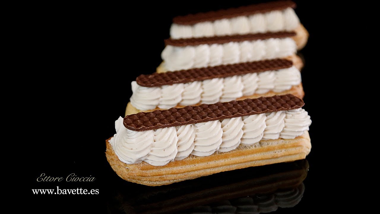 Éclairs con cremoso de chocolate y ganache de chocolate