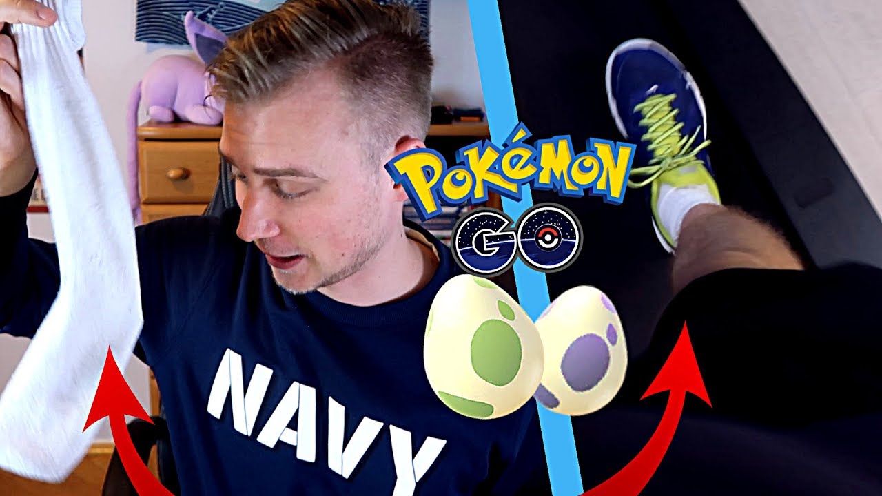 WYKLUWANIE JAJEK SKARPETĄ VS NA BIEŻNI (POKEMON GO)