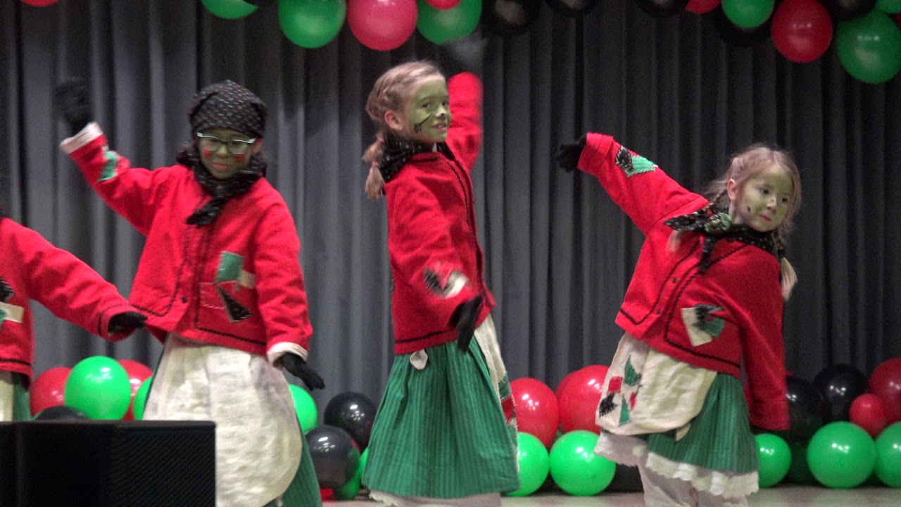 2018 Kinderhexentanz der Eckwaldhexen Unterharmersbach am Kinderball