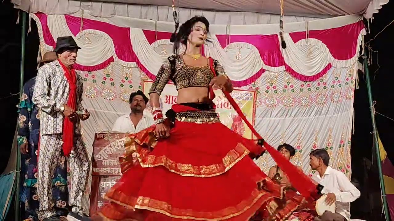 मास्टर #राजकुमार उर्फ रज्जू भैया की नौटंकी जोरदार प्रस्तुति पचरंगी प्रोग्राम #मधुर आवाज में हुई 🫦