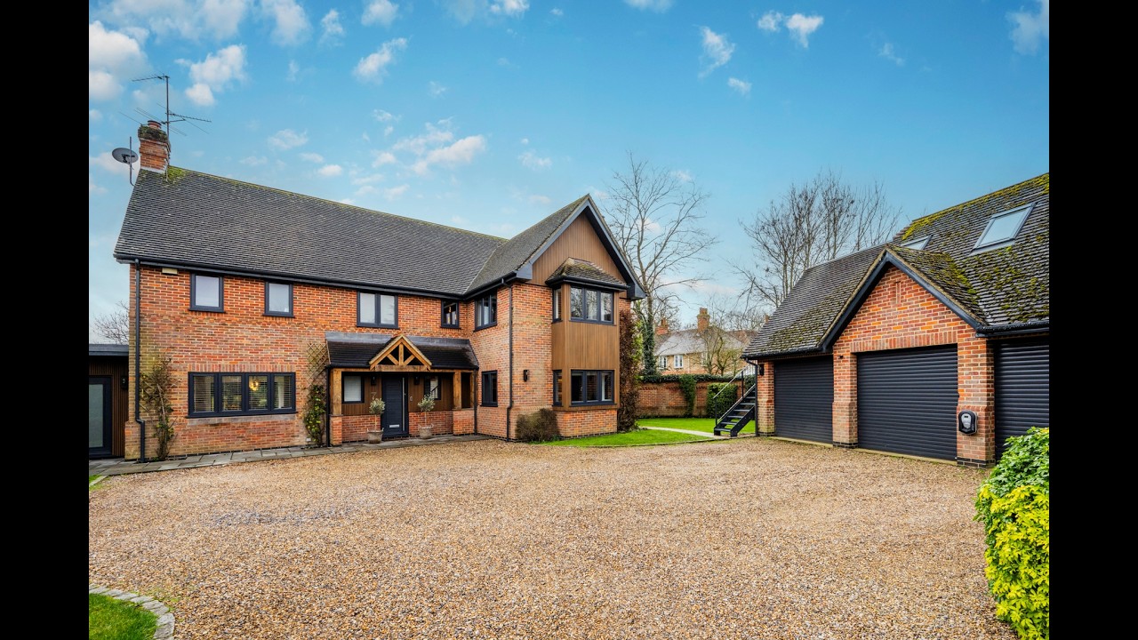 🎬 Luxury 5-Bed Detached House | Executive Living in Hurst, RG10 | Orchard Chase Property Tour