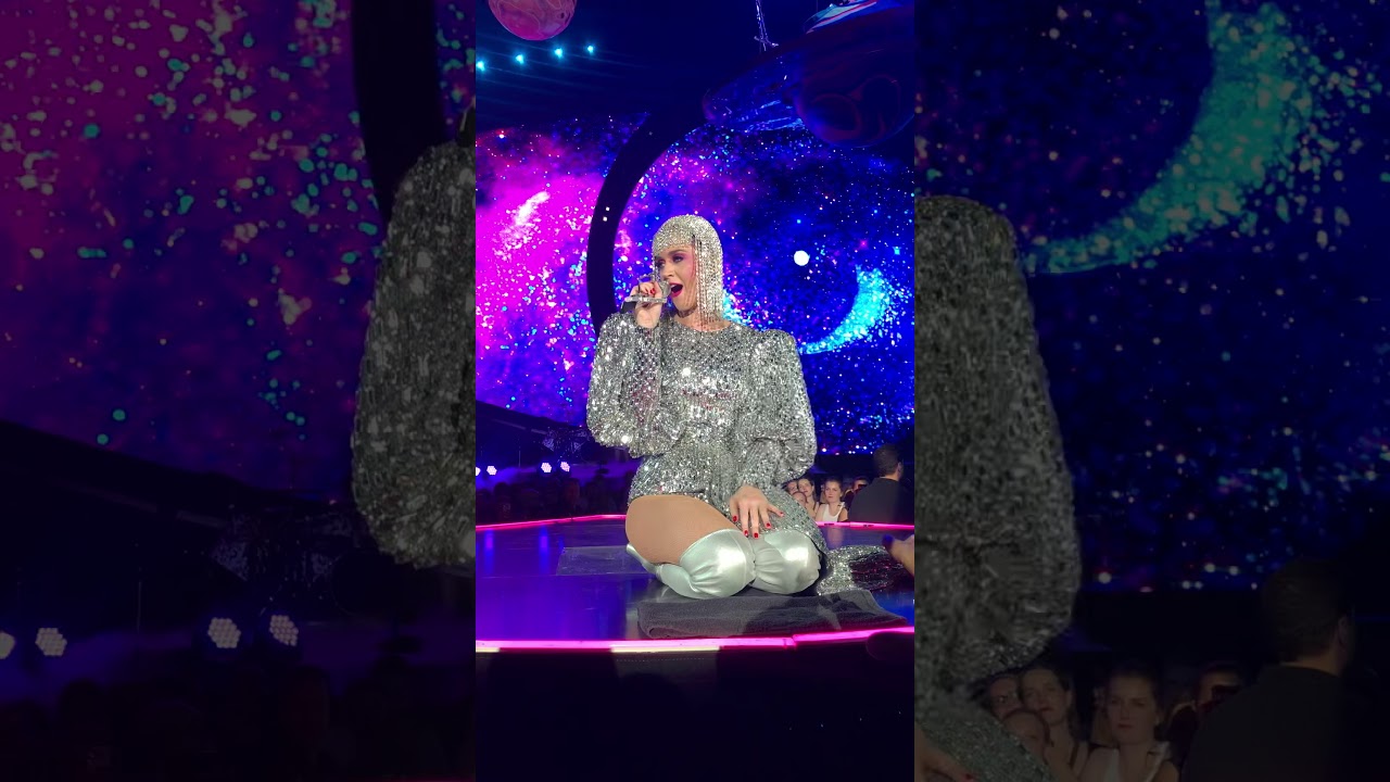 Katy Perry - Into Me You See (live in Antwerpen - 24.05.2018)