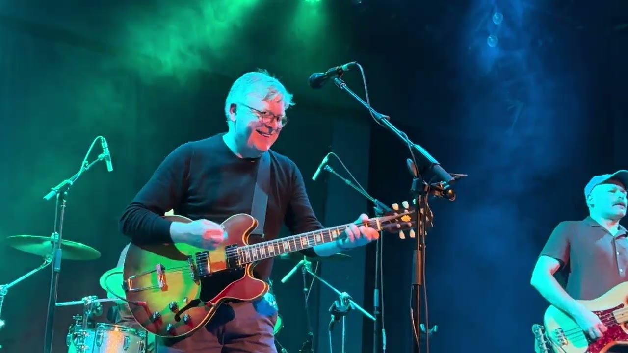 Teenage Fanclub, ‘Everything Flows’, The Metro, Sydney, March 2024