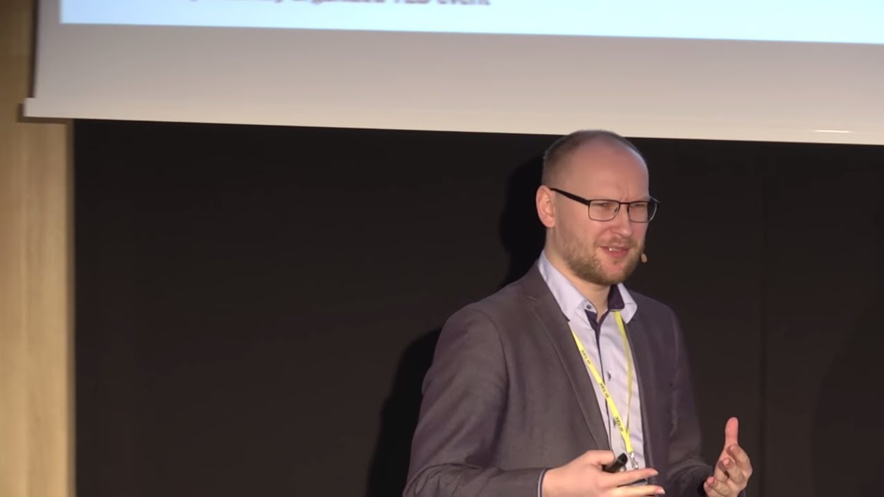 Czy prawo musi być hamulcem zmian? | Tomek Palak | TEDxWSB