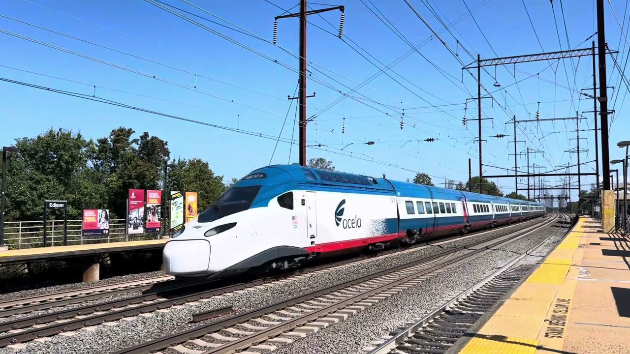 Amtrak High Speed and NJT at Edison
