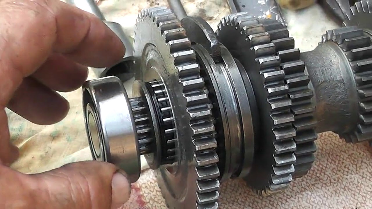 Собираю КПП МТЗ 132 Н.