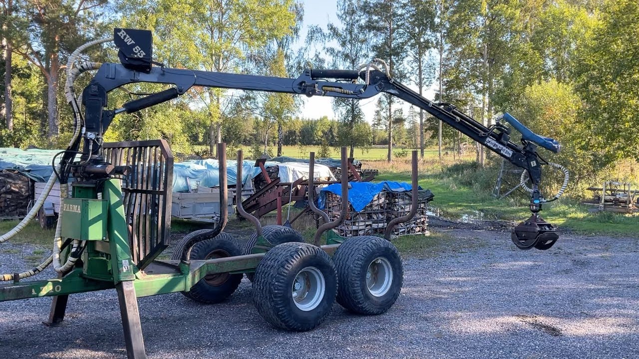 Köp Skogsvagn Farma T10 kran C6,0D på Klaravik