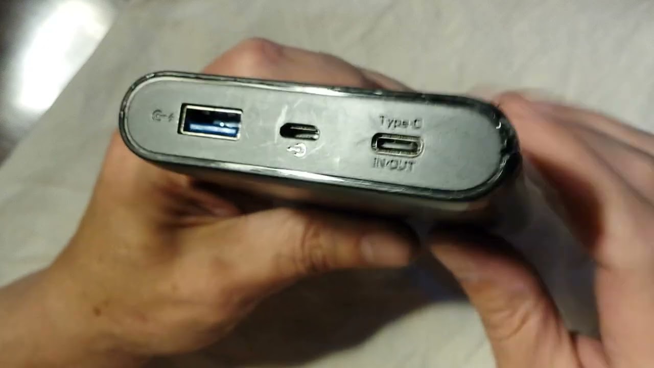 Как открыть повербанк Energizer UE20006PQ.