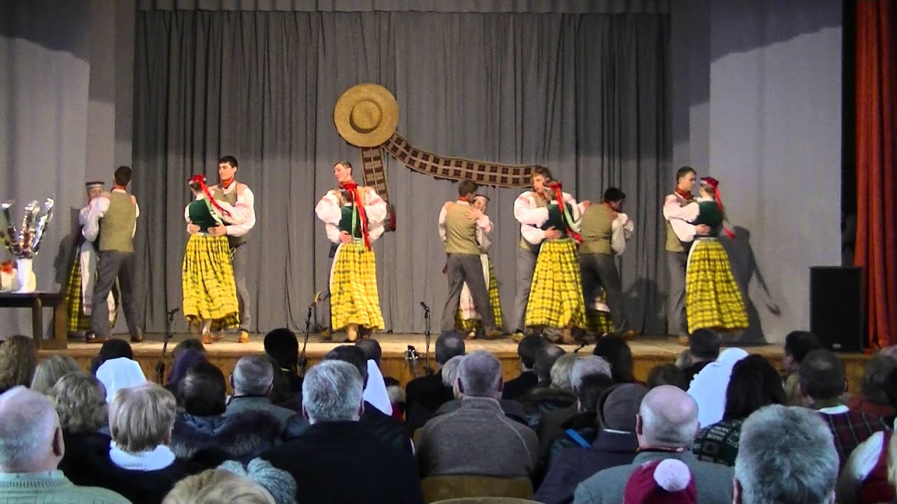 Suita folkloriniai &scaron;okiai. AINIAI.
