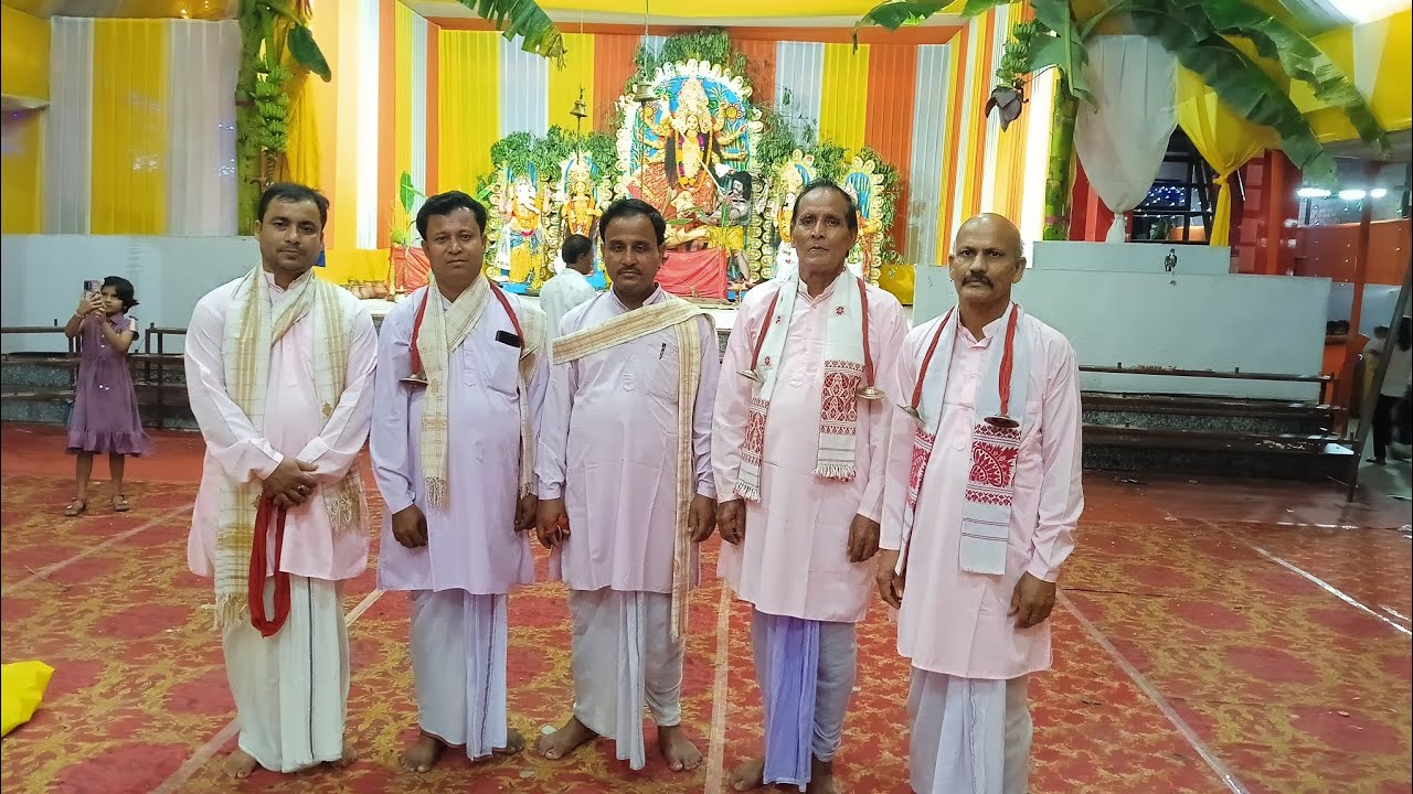 ওজাপালি। ওজা: সুৰেশ ৰাজবংশী। দাইনাপালি: সঞ্জয় শৰ্মা। মো নং: 9365782241