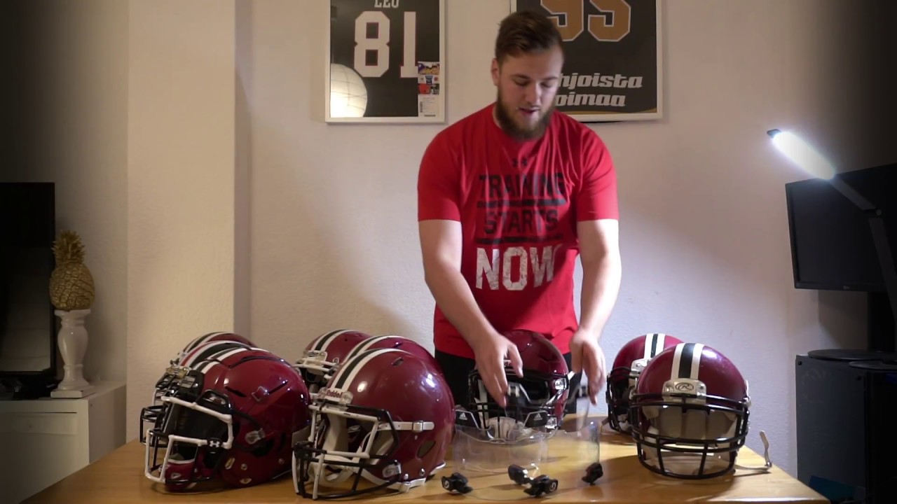 #Titansfootballlexikon: Helmets