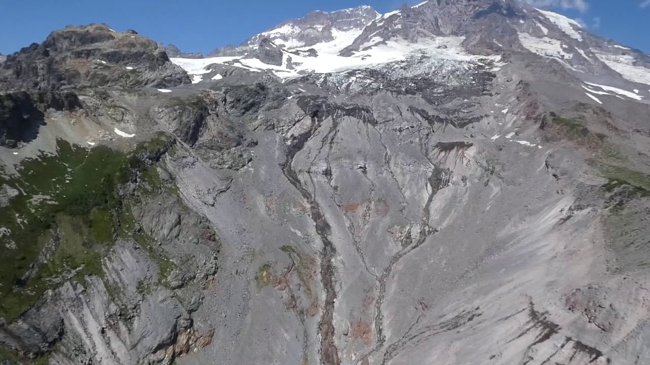 South Tahoma Glacier debris flow at Mount Rainier National Park
