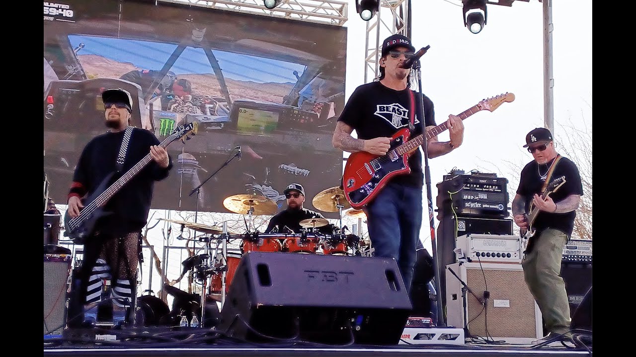Stillwell & Breaking In A Sequence Live @ The Mint 400 - Las Vegas, Nevada