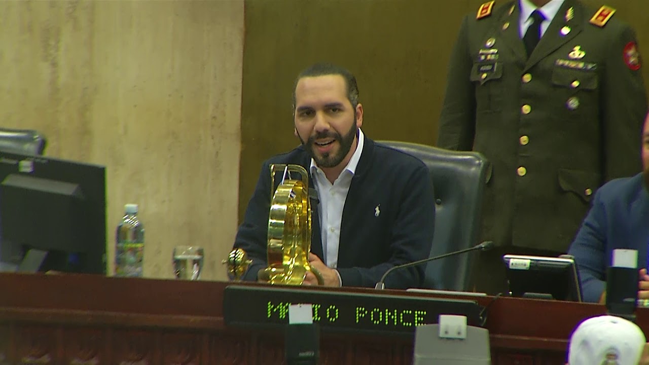 PRESIDENTE BUKELE EN LA ASAMBLEA
