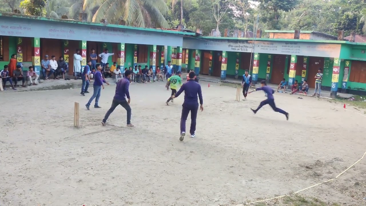 বরিশালে একটি শর্ট পিচ ক্রিকেট ম্যাচের হাইলাইটস 🏏