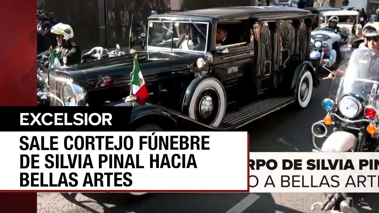 Sale cortejo f&uacute;nebre con los restos de Silvia Pinal rumbo al Palacio de Bellas Artes